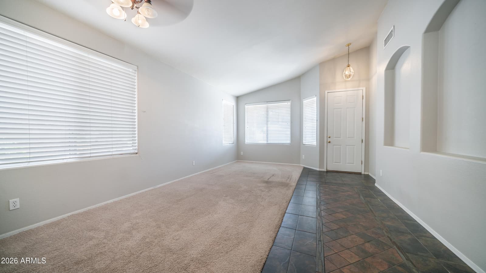 6904 W PONTIAC Drive, Glendale, AZ 85308 — photo 4 of 31
