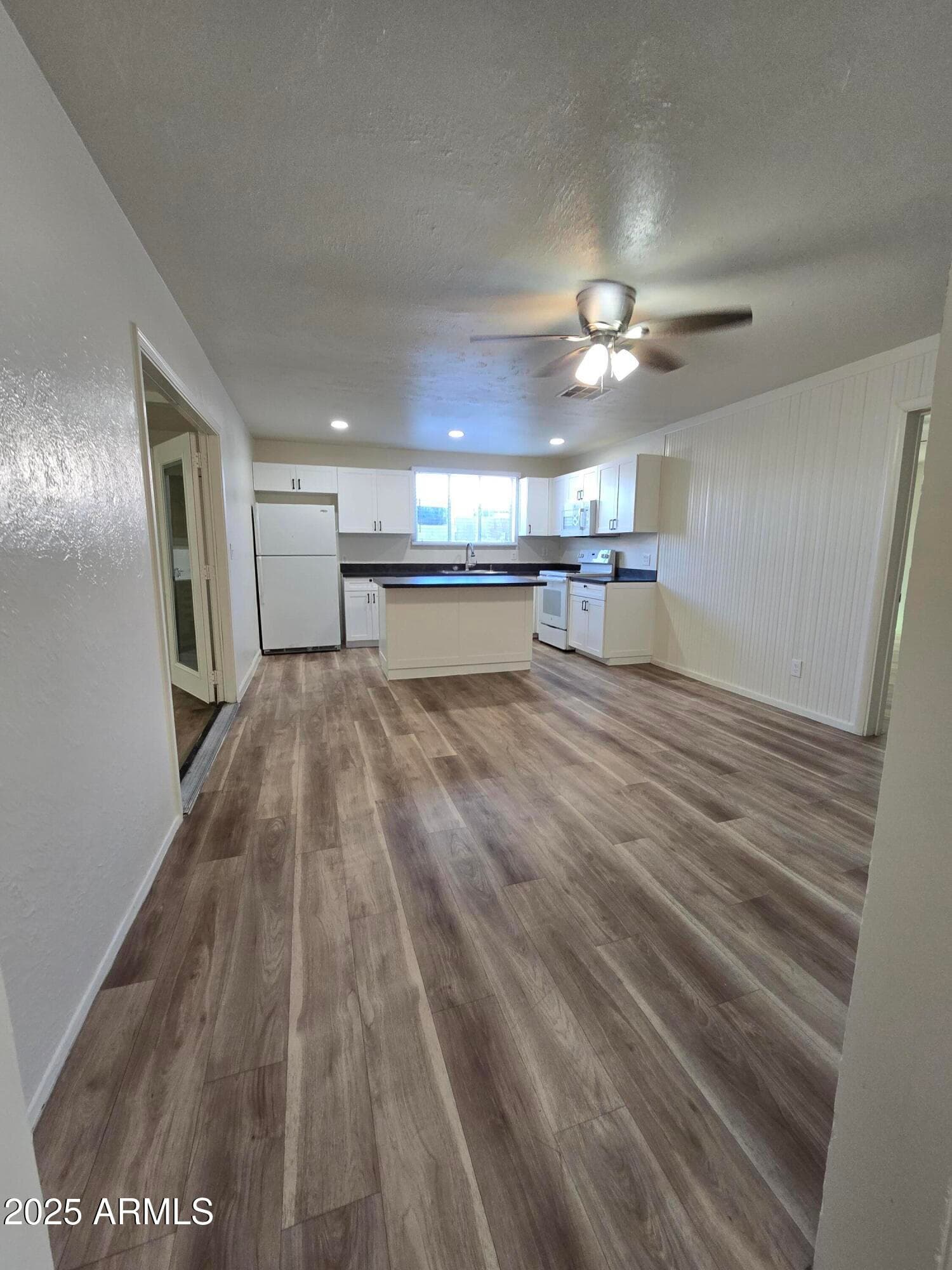 4924 W Catalina Drive, Phoenix, AZ 85031 — photo 2 of 26