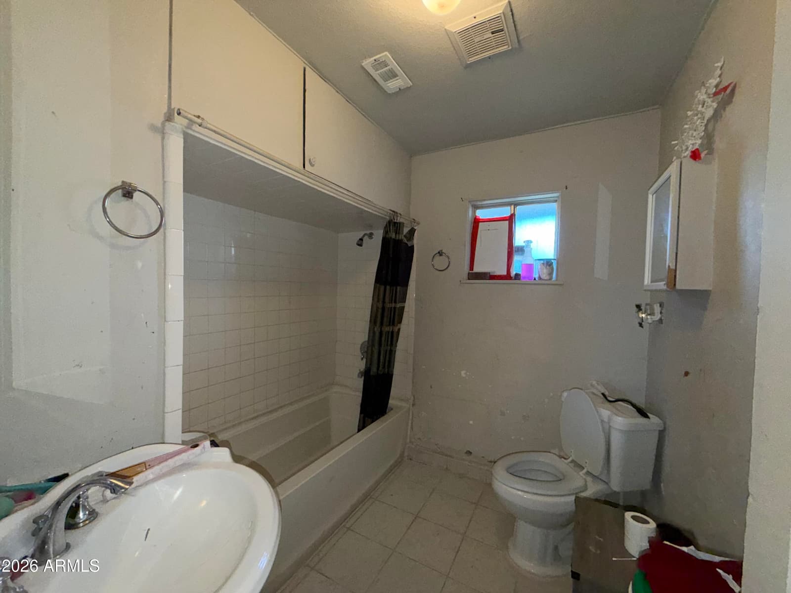 6019 W ORANGEWOOD Avenue, Glendale, AZ 85301 — photo 4 of 9