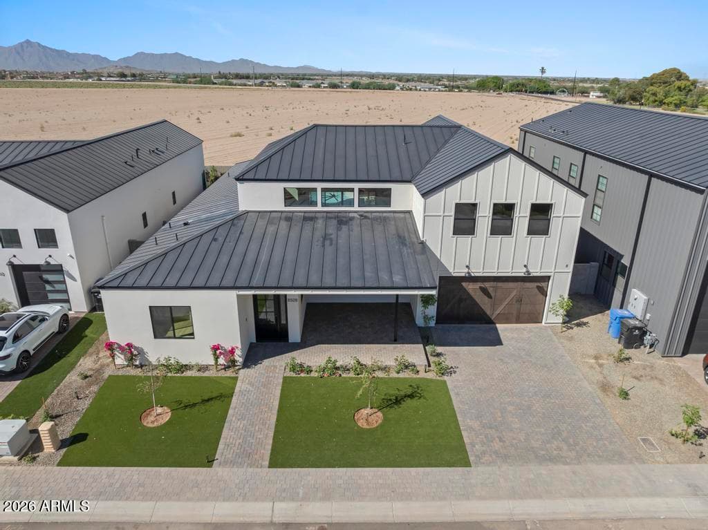 8511 S 9TH Drive 15, Phoenix, AZ 85041 — photo 2 of 55