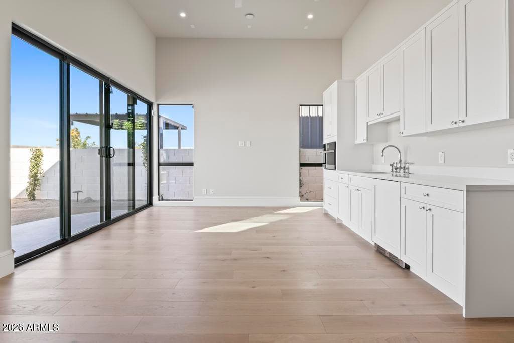 8511 S 9TH Drive 15, Phoenix, AZ 85041 — photo 28 of 55