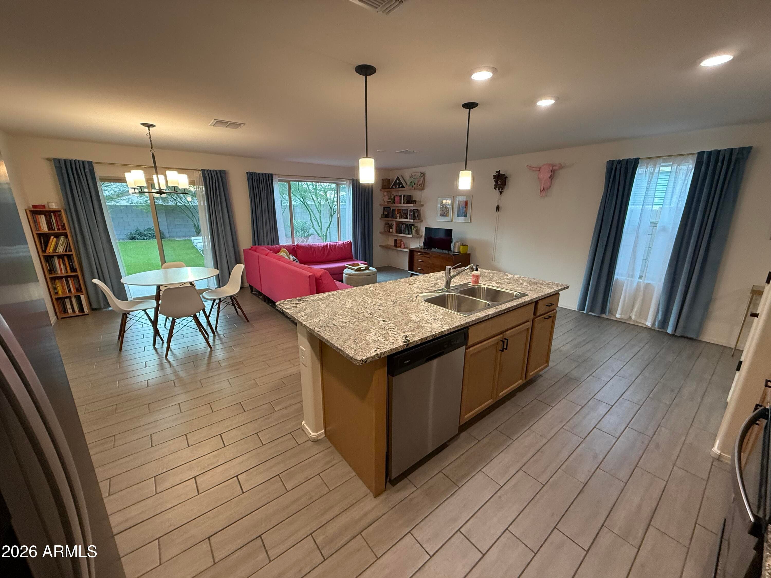 5838 S 23RD Drive, Phoenix, AZ 85041 — photo 10 of 29