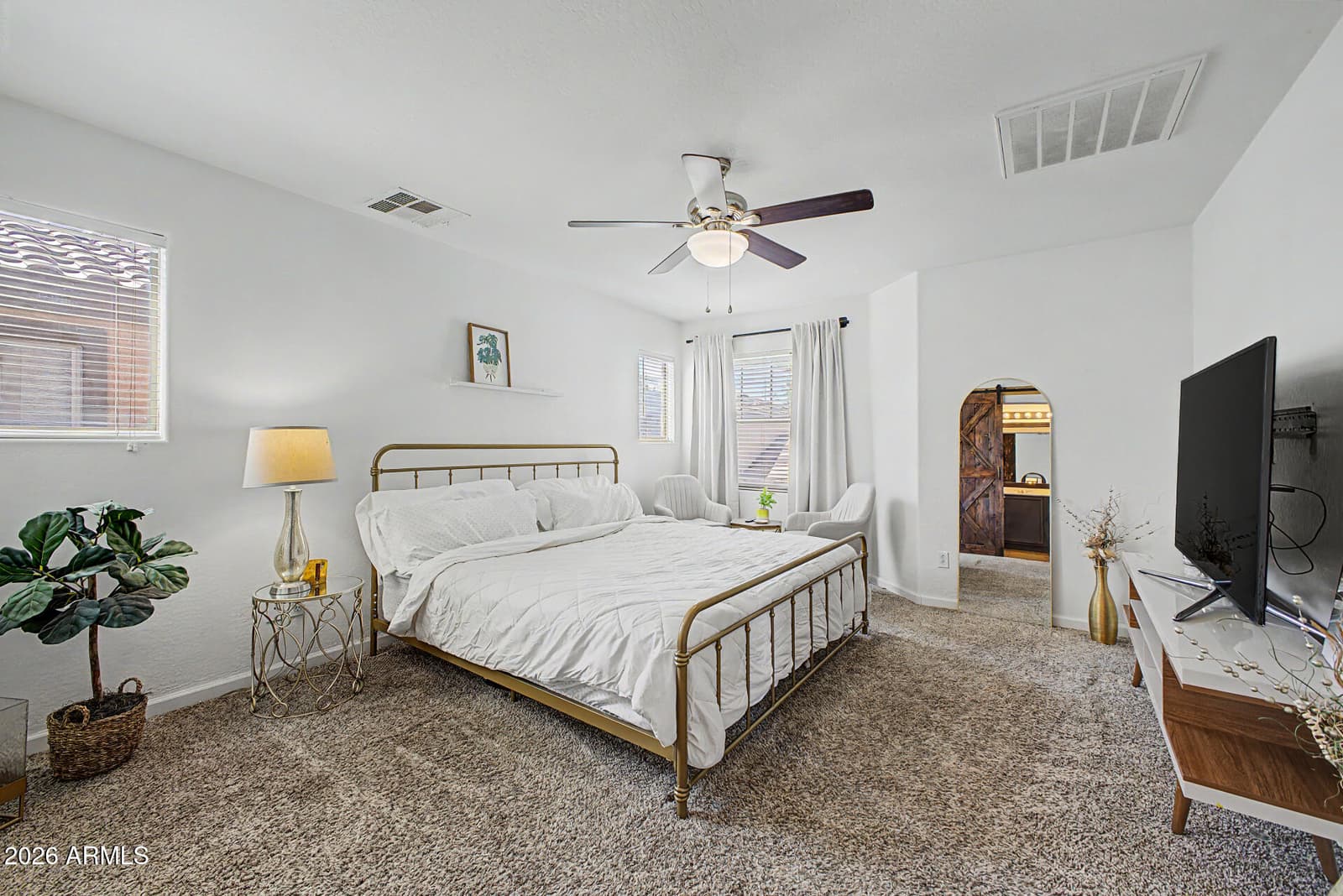 2614 E MEGAN Street, Gilbert, AZ 85295 — photo 13 of 39