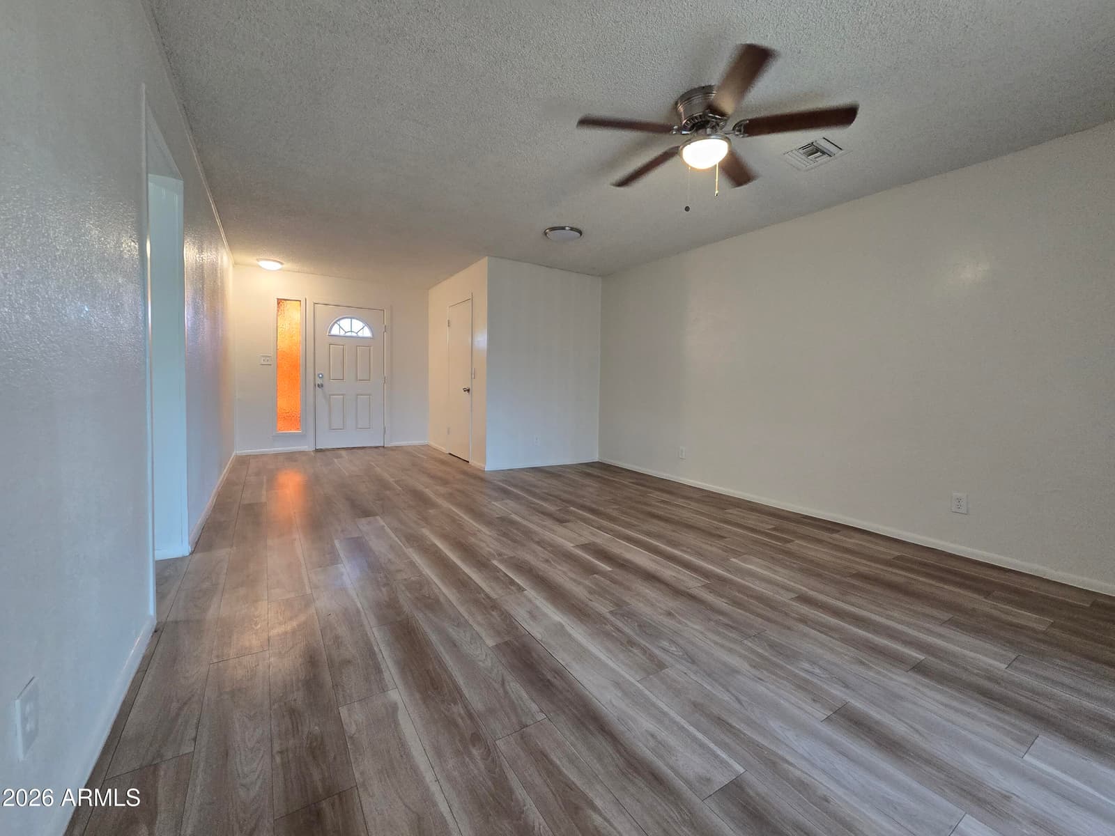 3339 W Cholla Street, Phoenix, AZ 85029 — photo 4 of 20