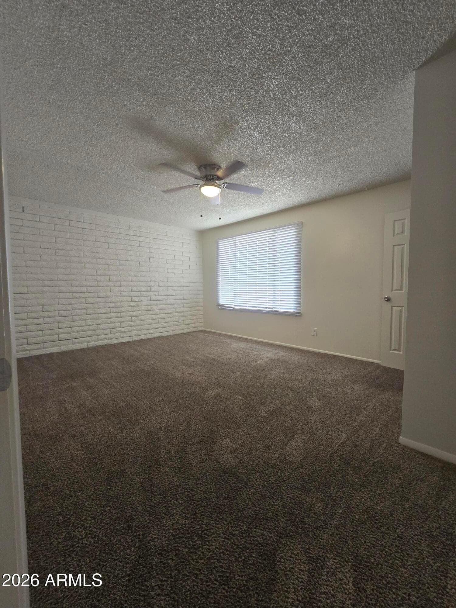 3339 W Cholla Street, Phoenix, AZ 85029 — photo 11 of 20