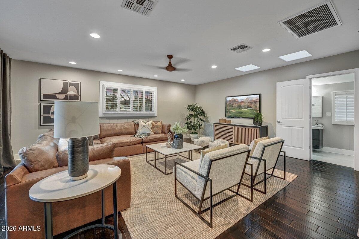 3307 S TERRACE Road, Tempe, AZ 85282 — photo 8 of 27