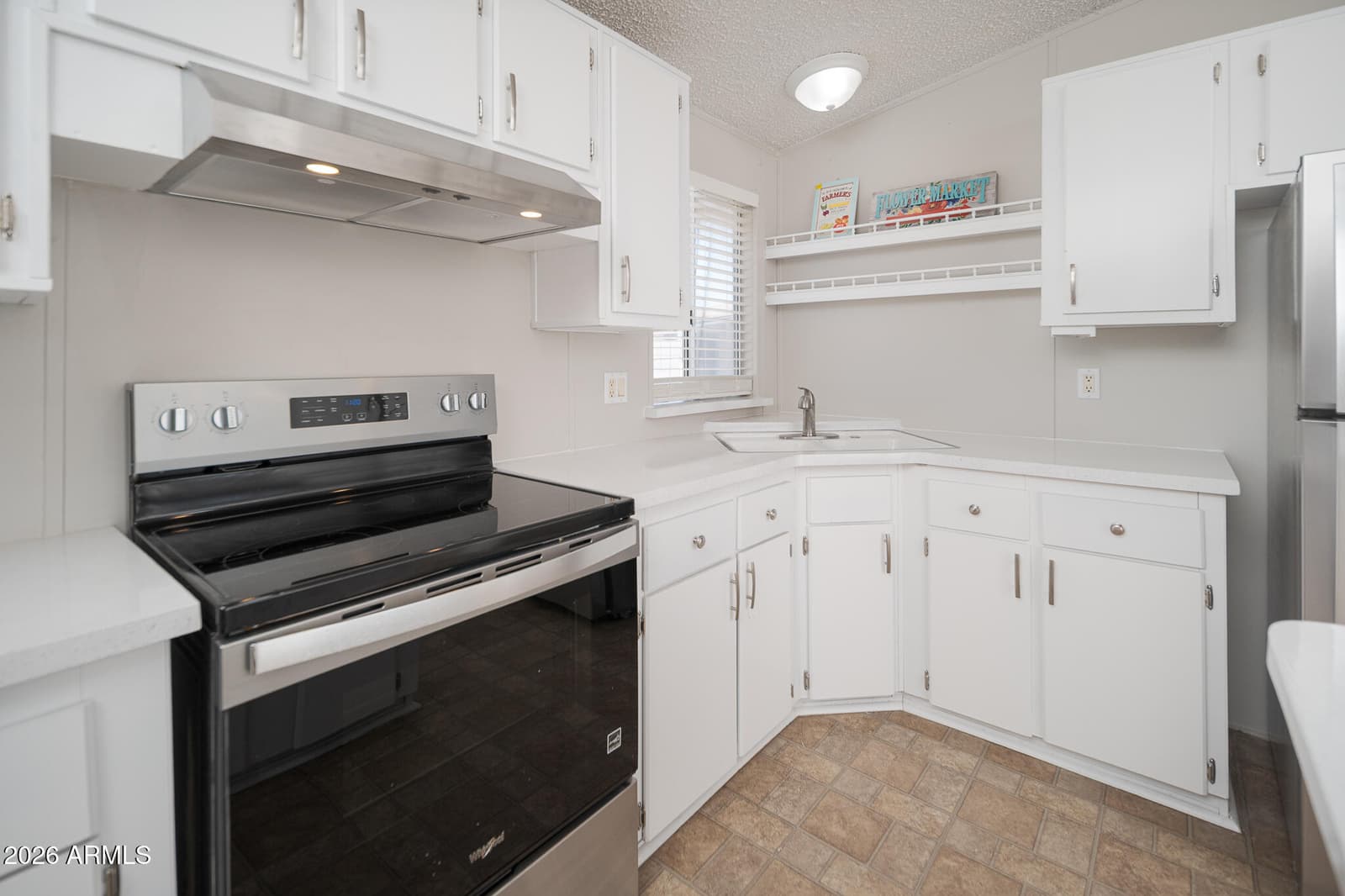 16208 W VISTA Avenue, Litchfield Park, AZ 85340 — photo 11 of 36