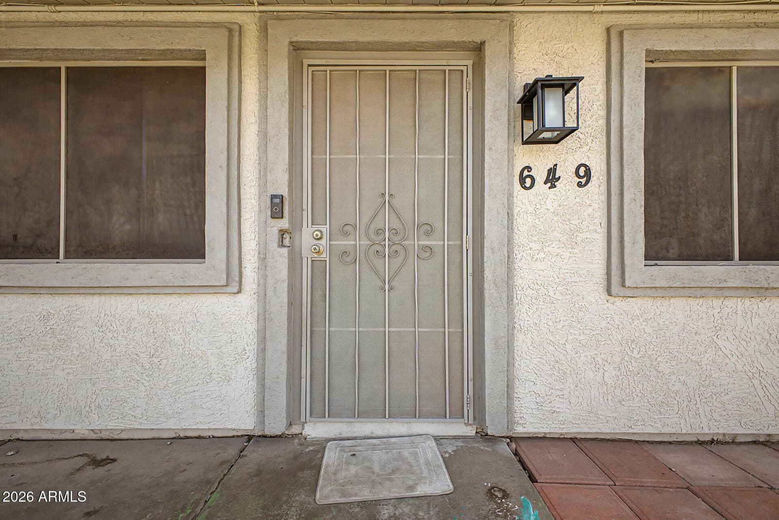 649 N 69TH Avenue, Phoenix, AZ 85043 — photo 4 of 39