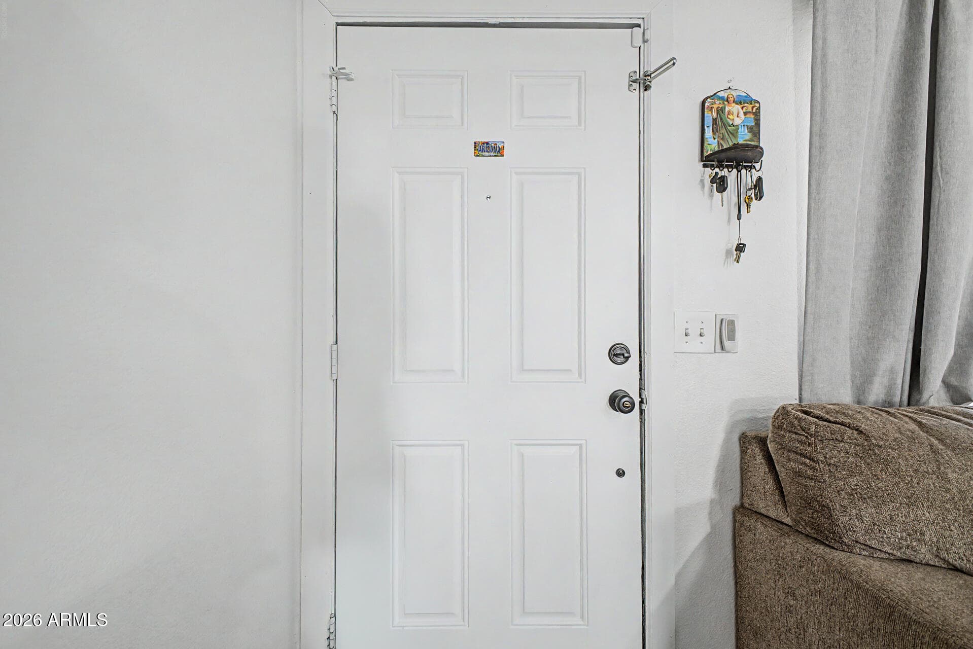 649 N 69TH Avenue, Phoenix, AZ 85043 — photo 5 of 39