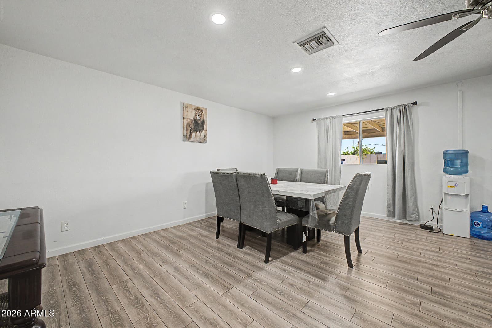 649 N 69TH Avenue, Phoenix, AZ 85043 — photo 11 of 39