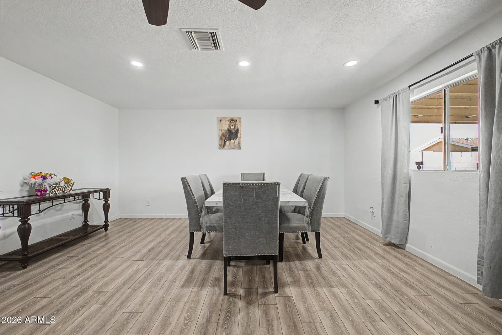 649 N 69TH Avenue, Phoenix, AZ 85043 — photo 13 of 39