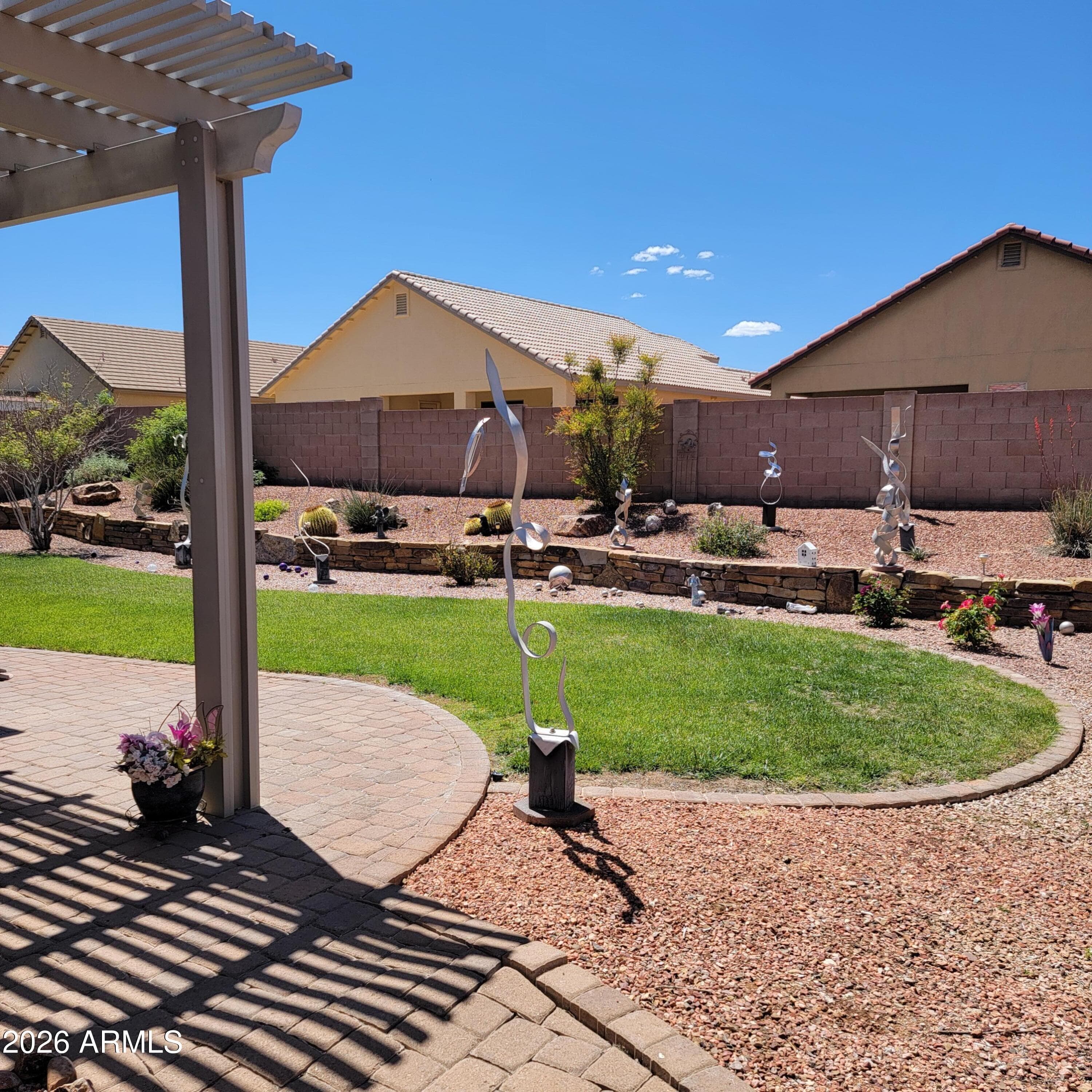 2464 WILLOW BARK Lane, Sierra Vista, AZ 85635 — photo 2 of 3