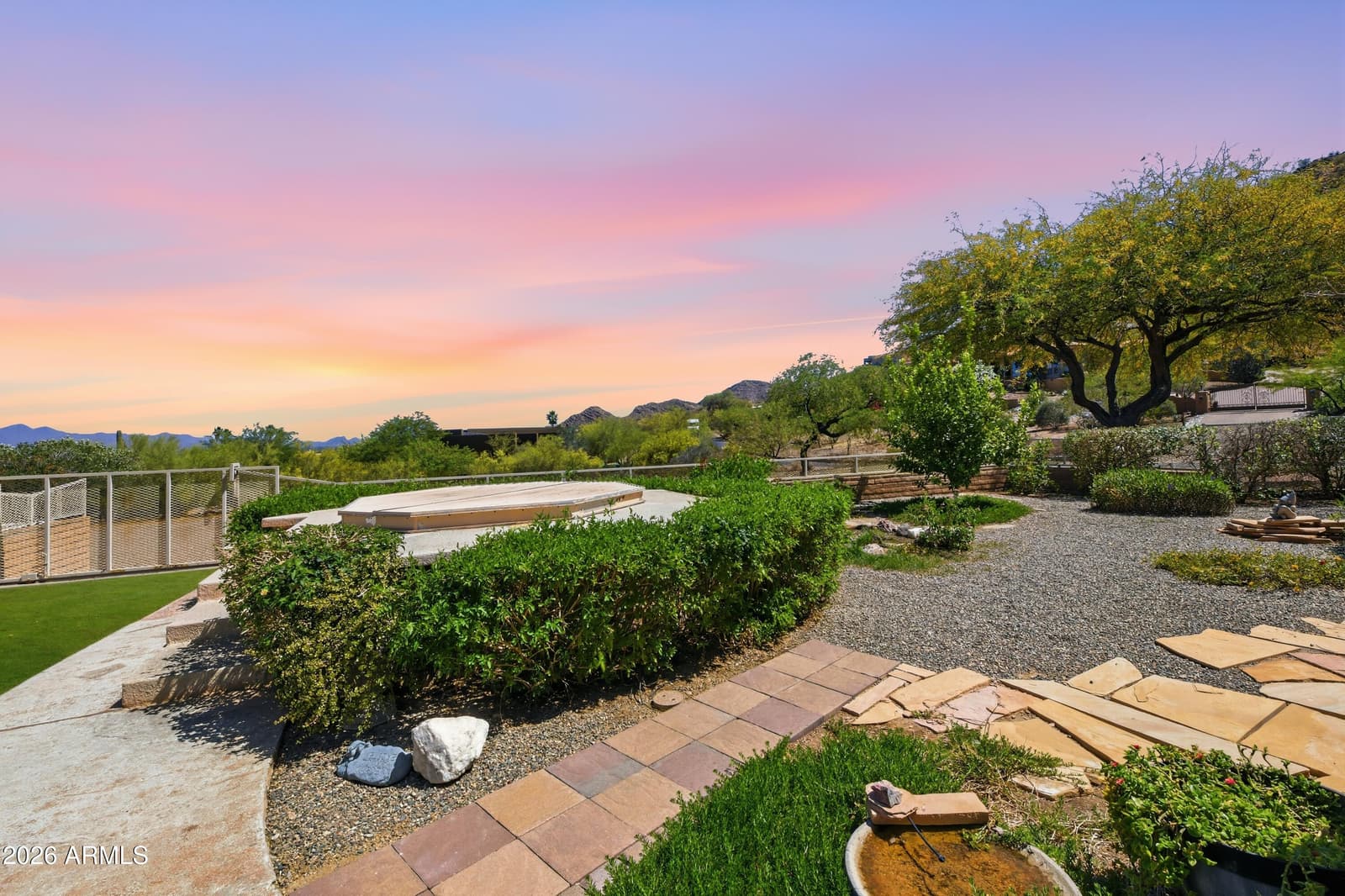 4630 E Charles Drive, Paradise Valley, AZ 85253 — photo 8 of 40