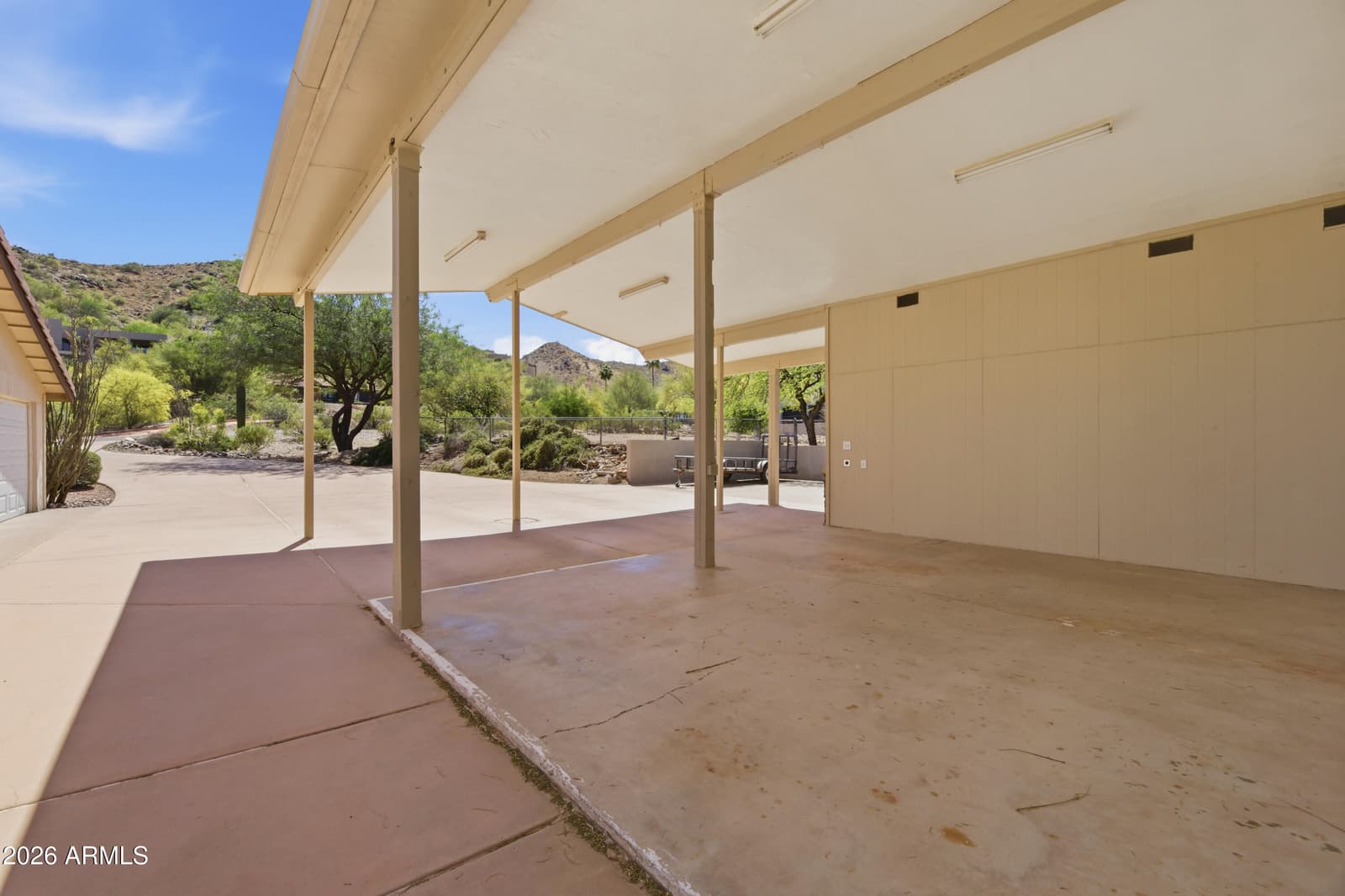 4630 E Charles Drive, Paradise Valley, AZ 85253 — photo 16 of 40
