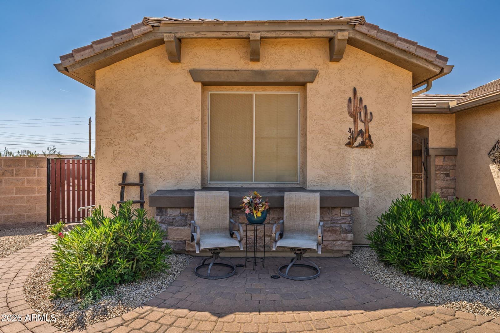 1197 W DESERT LILY Drive, San Tan Valley, AZ 85143 — photo 4 of 54