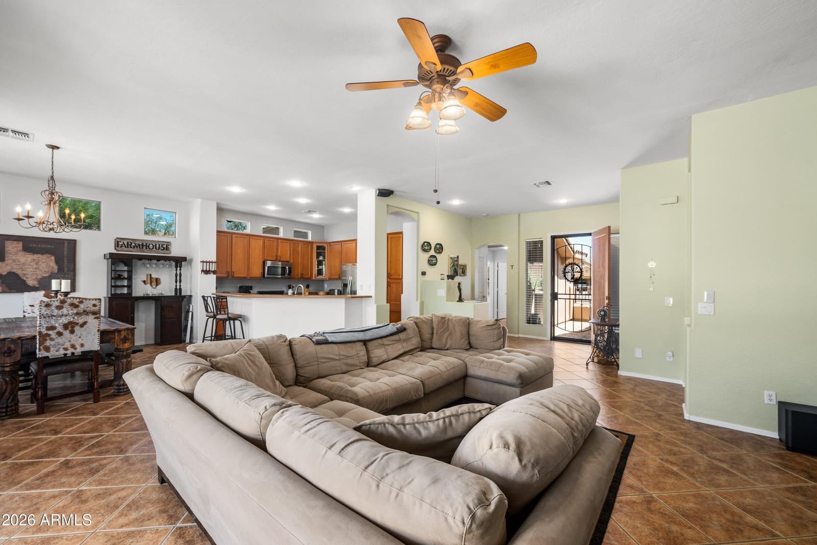 6358 S VISTA POINT Circle, Gold Canyon, AZ 85118 — photo 13 of 71