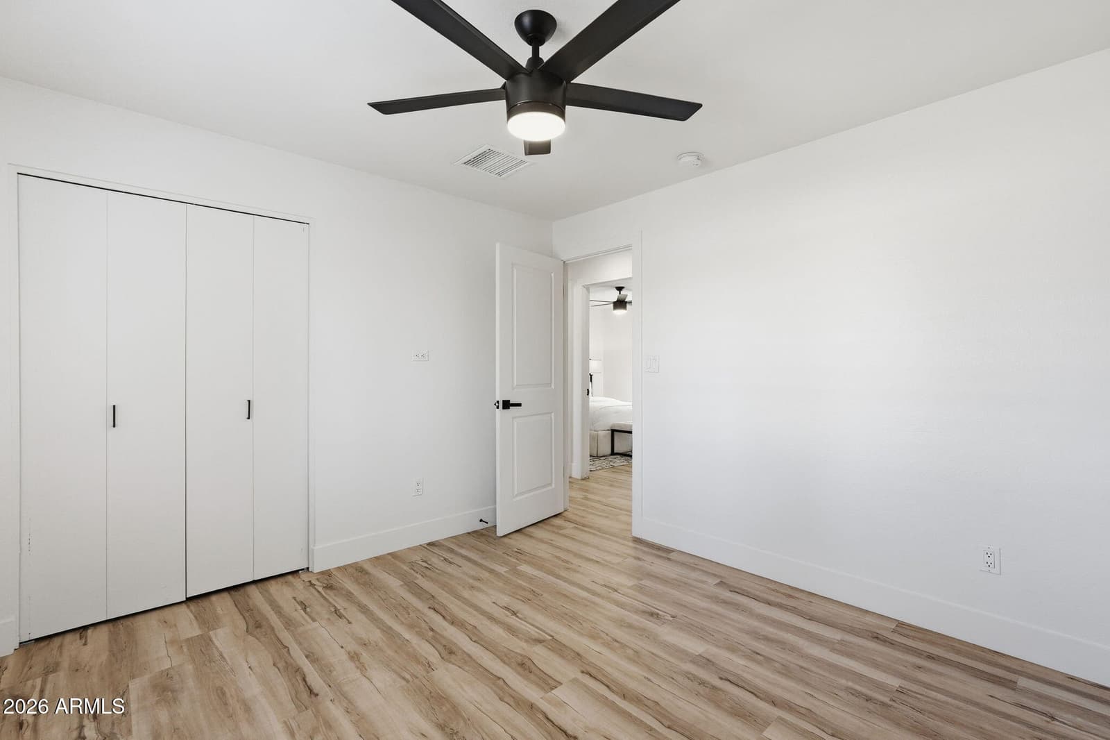 11608 N 32ND Place, Phoenix, AZ 85028 — photo 18 of 30