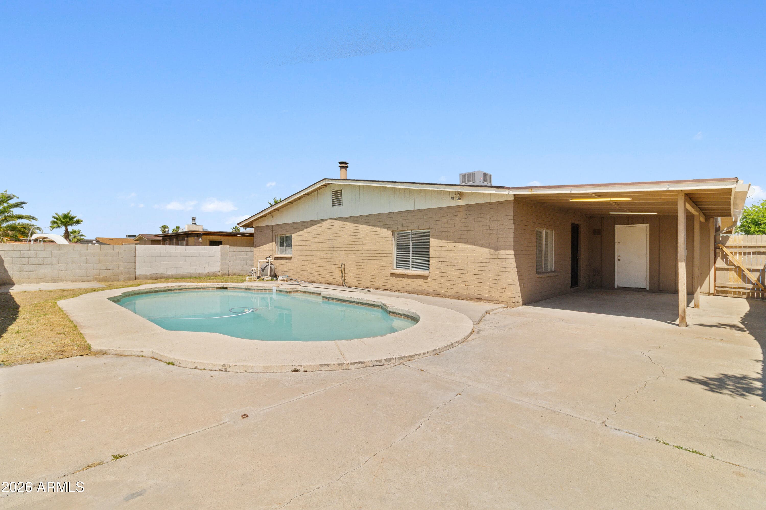 8825 W ROMA Avenue, Phoenix, AZ 85037 — photo 9 of 21