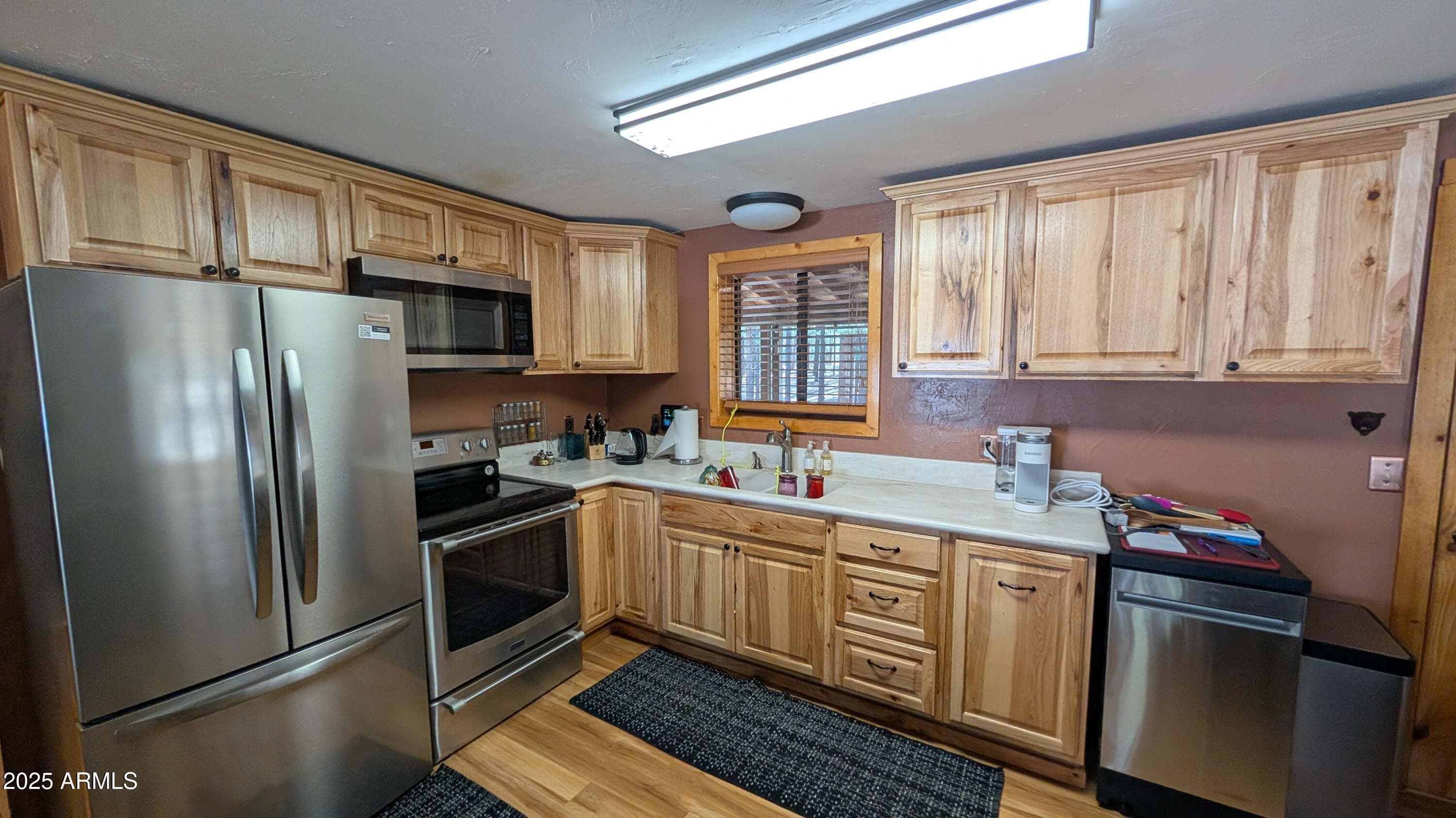 2425 TALL TREES Loop, Forest Lakes, AZ 85931 — photo 3 of 43