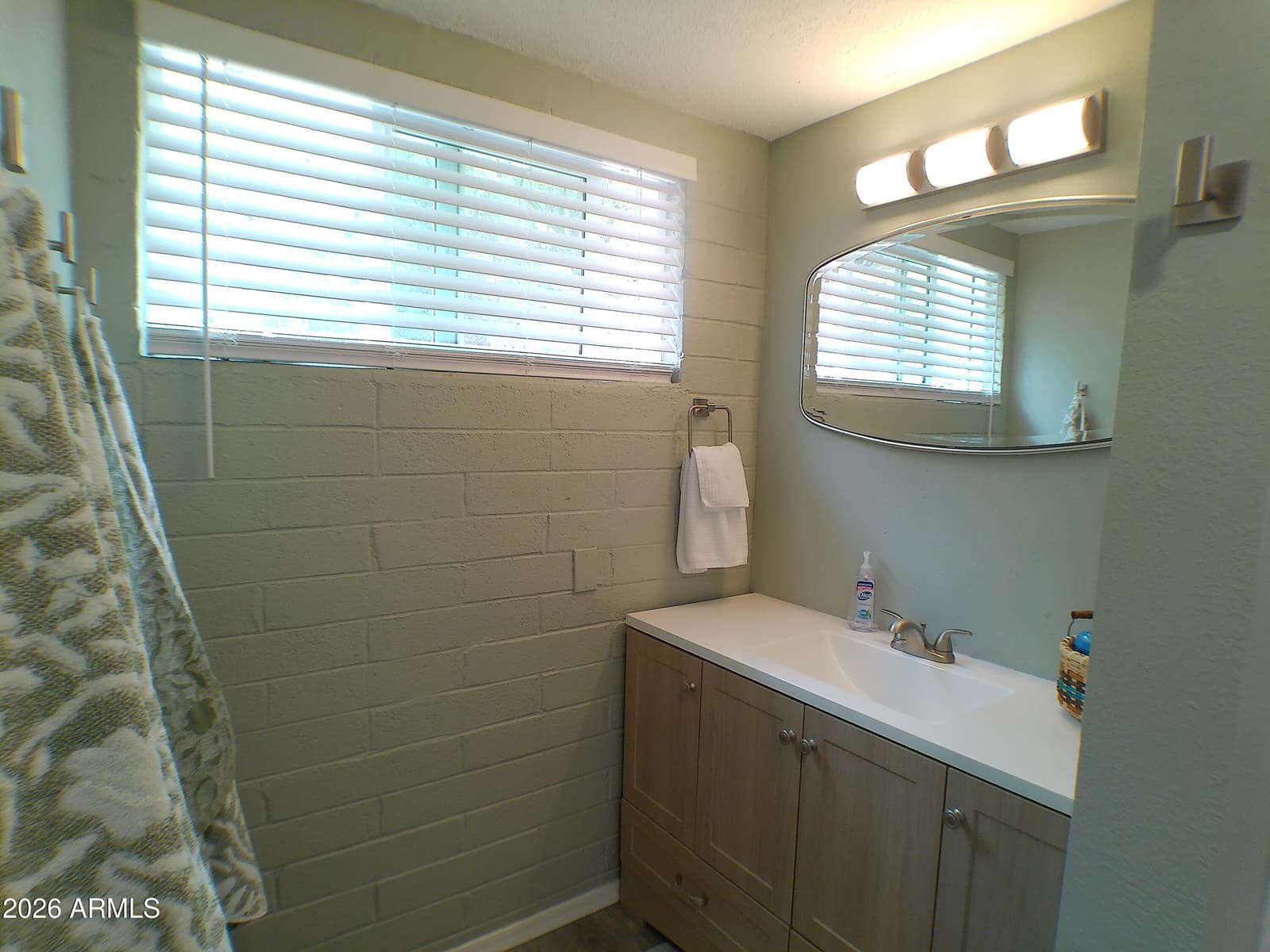 41 W MORRIS Drive, Queen Valley, AZ 85118 — photo 12 of 24