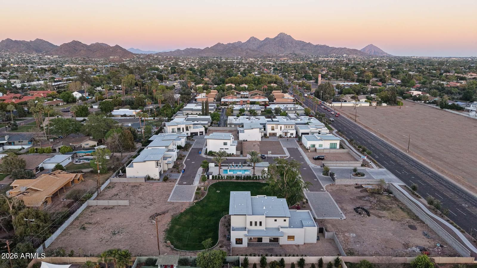 100 W Northern Avenue 15, Phoenix, AZ 85021 — photo 30 of 33