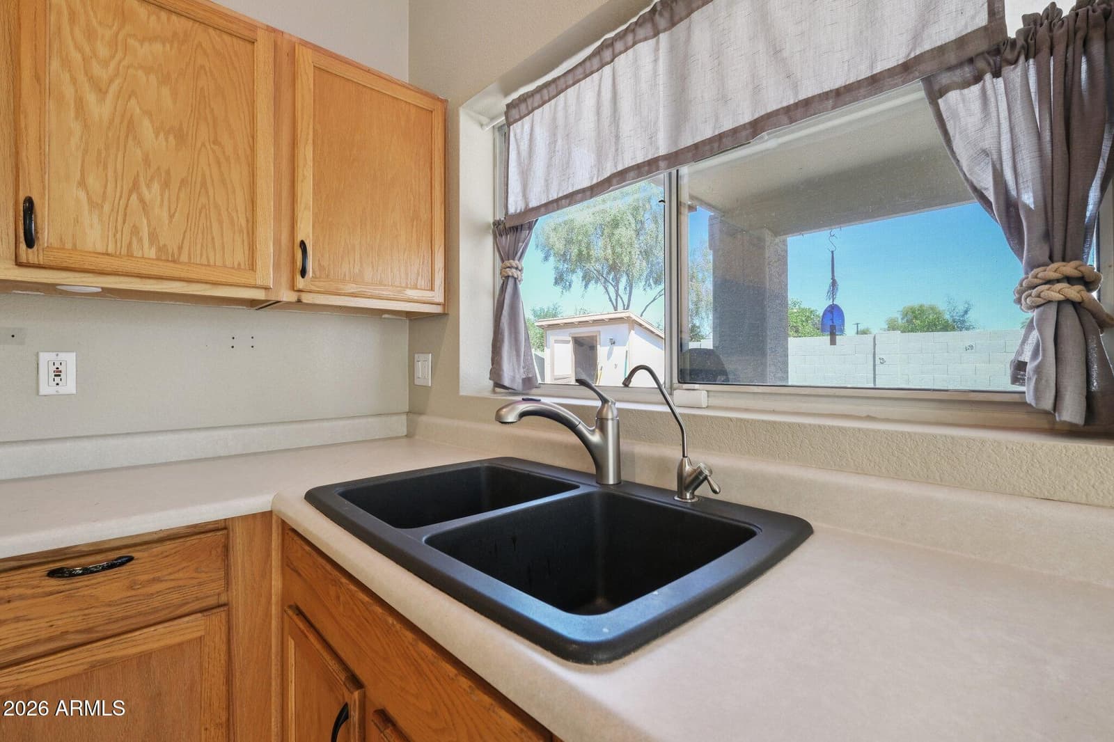 7990 W SOLANO Drive N, Glendale, AZ 85303 — photo 11 of 28
