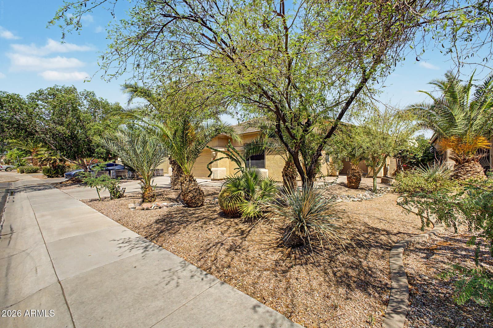 6131 S TOPAZ Place, Chandler, AZ 85249 — photo 8 of 33