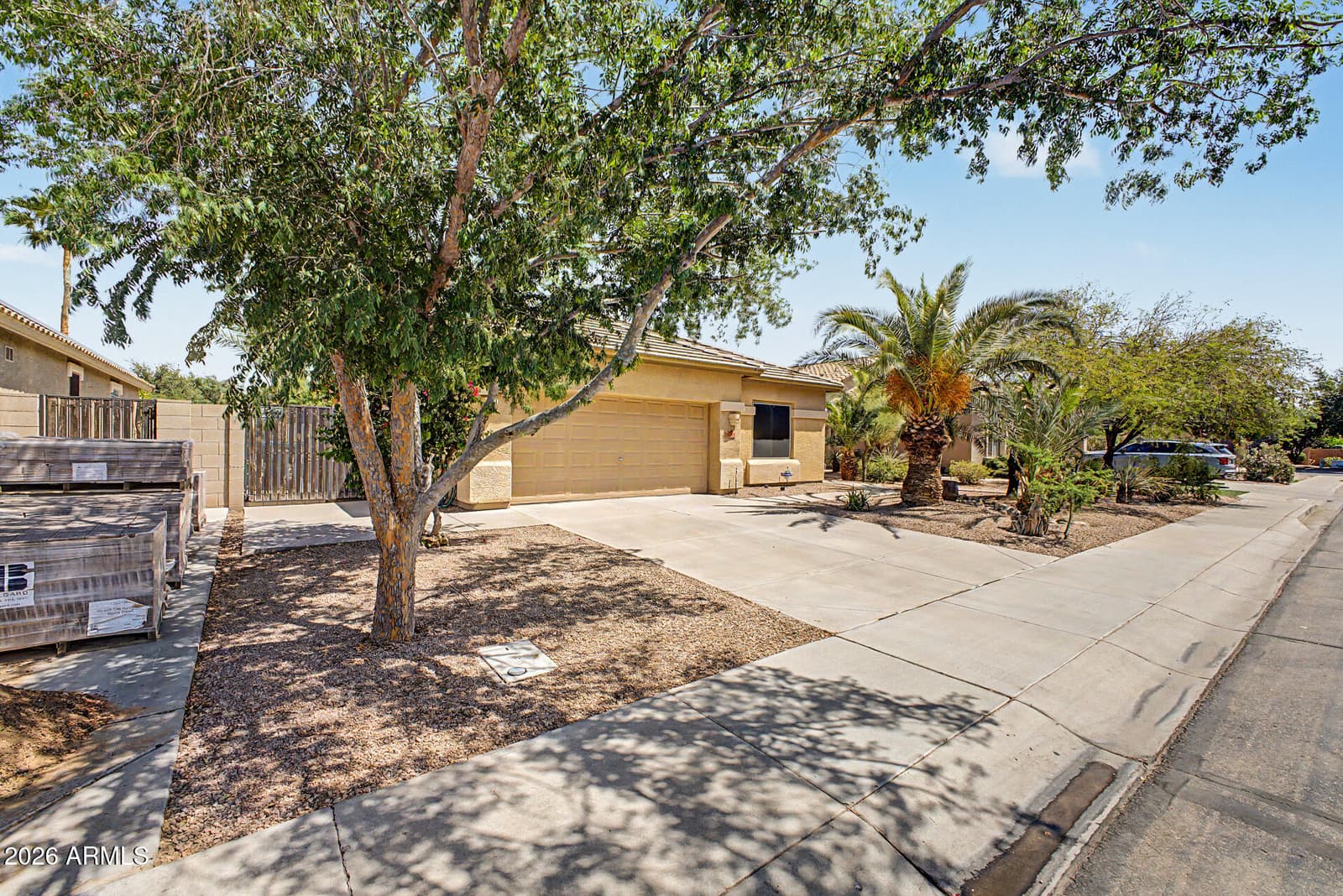 6131 S TOPAZ Place, Chandler, AZ 85249 — photo 10 of 33