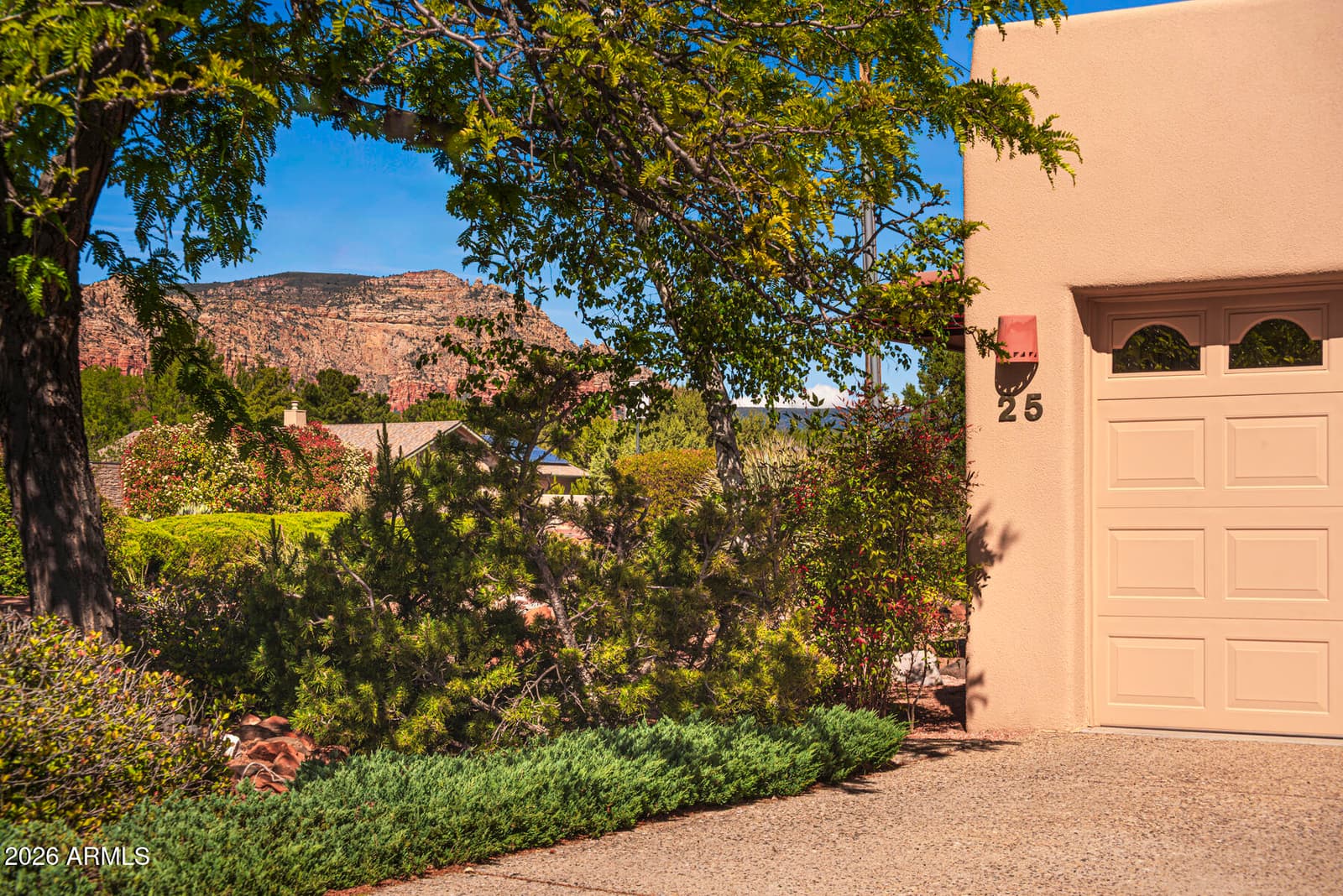 25 Creek Rock Road, Sedona, AZ 86351 — photo 2 of 39