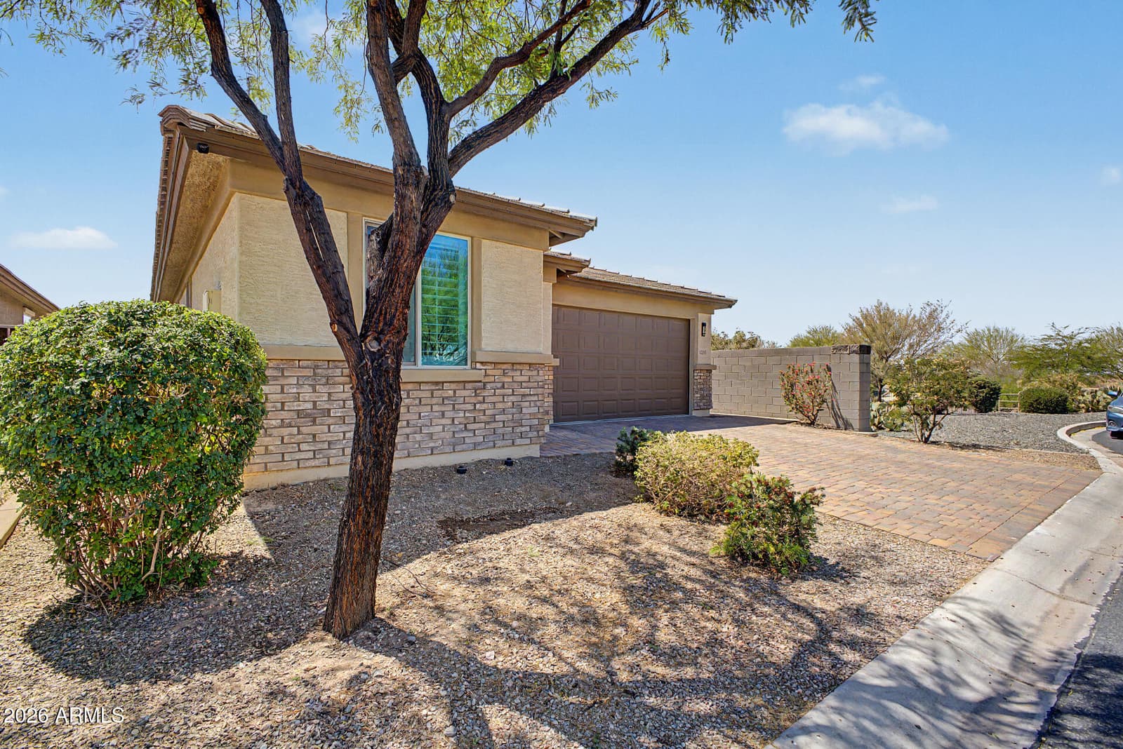 12265 W HIDE Trail, Peoria, AZ 85383 — photo 3 of 31