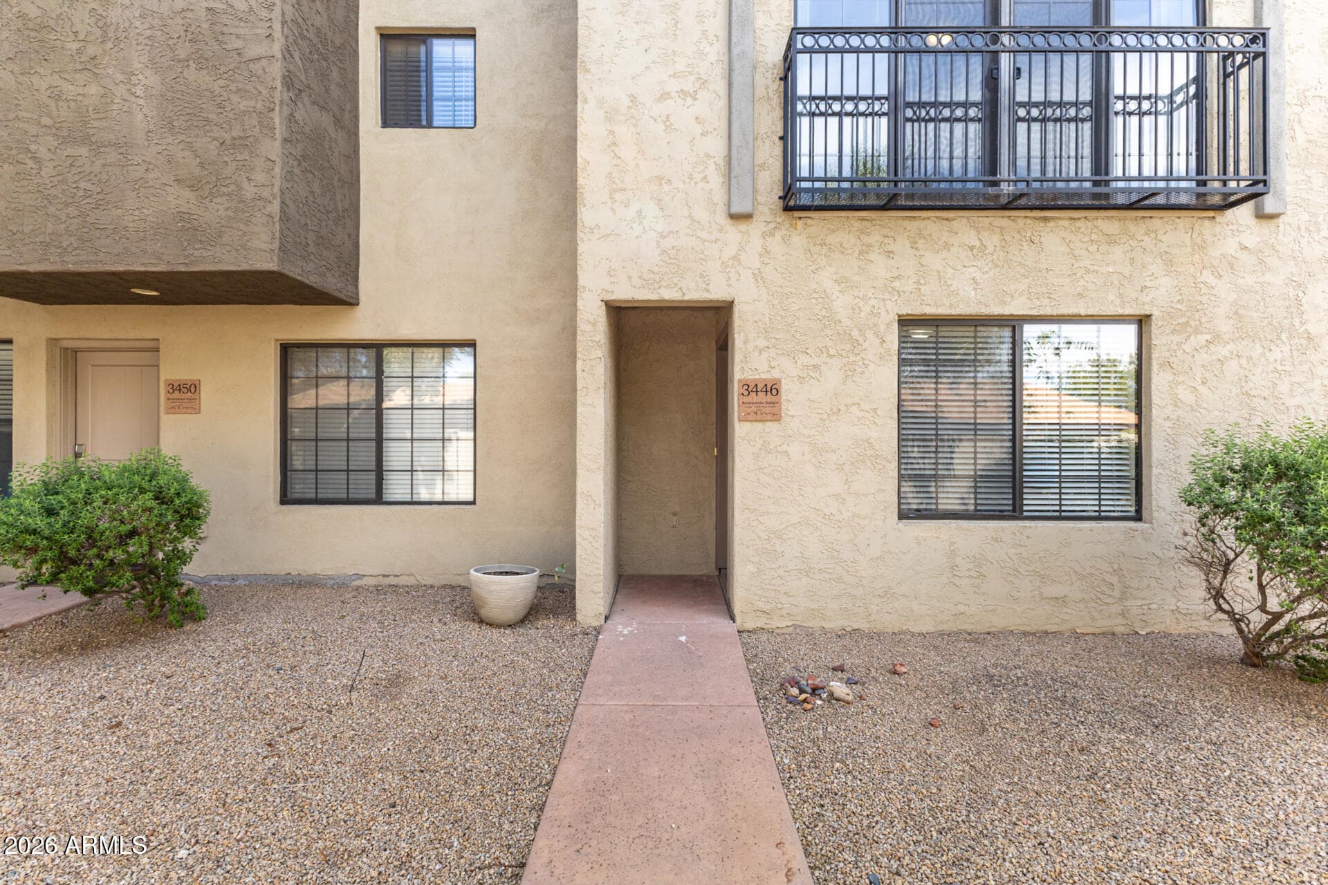 3446 E AVALON Drive, Phoenix, AZ 85018