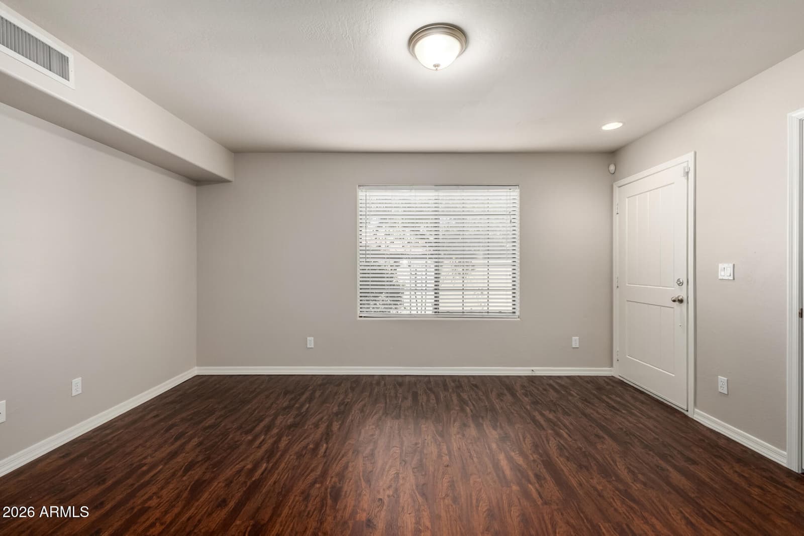 3446 E AVALON Drive, Phoenix, AZ 85018 — photo 4 of 14