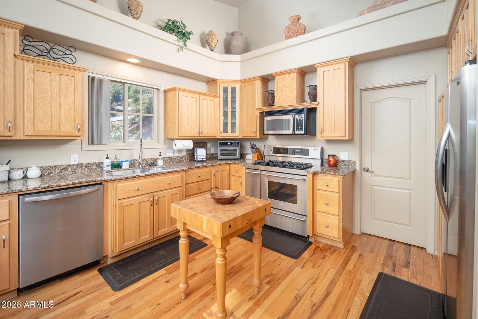 820 BRYCE CANYON Circle, Prescott, AZ 86303 — photo 10 of 42