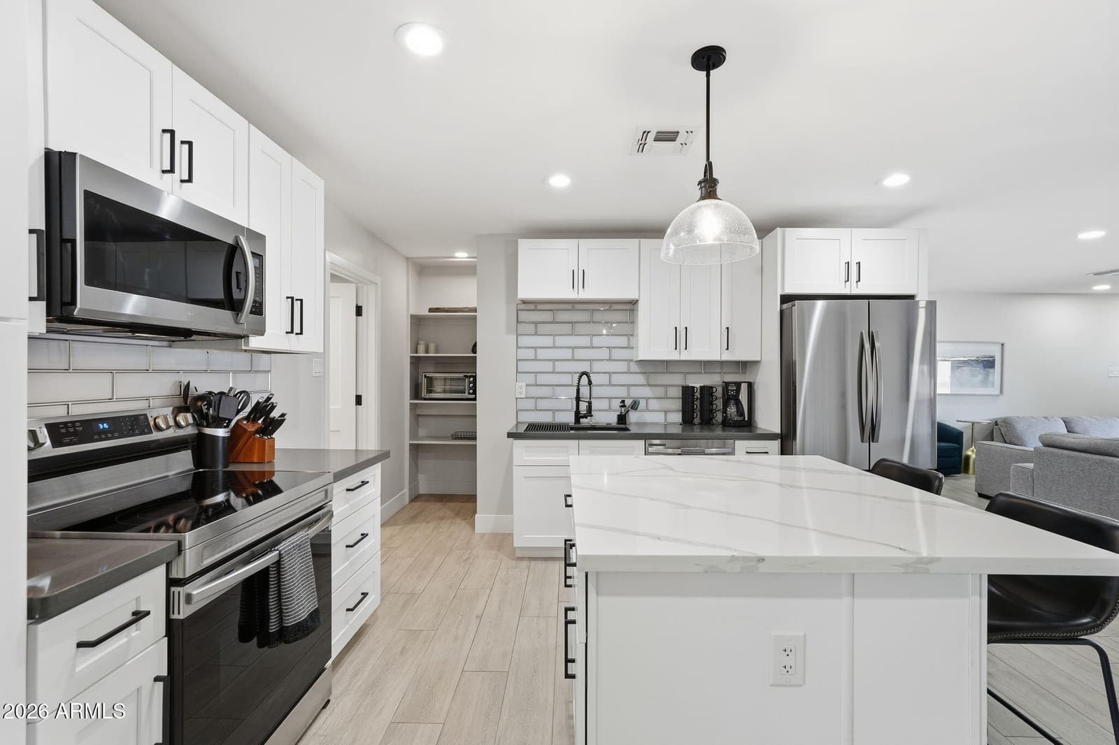 6413 E PARKVIEW Drive, Scottsdale, AZ 85257 — photo 12 of 35