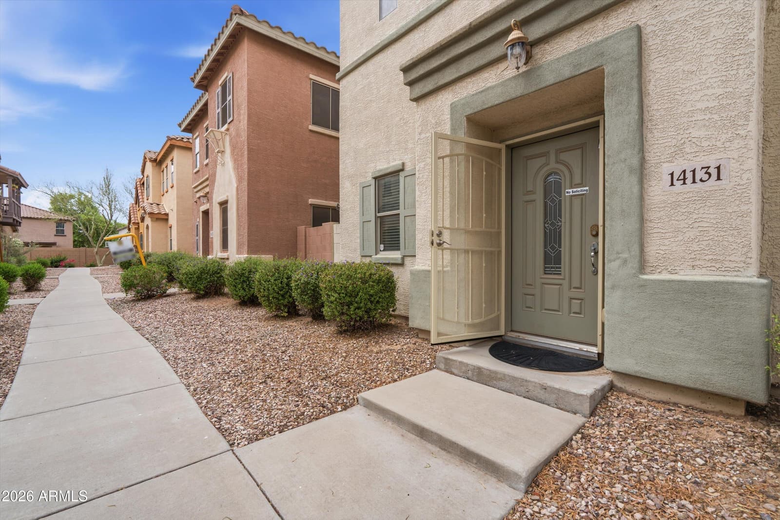 14131 W COUNTRY GABLES Drive, Surprise, AZ 85379 — photo 3 of 27