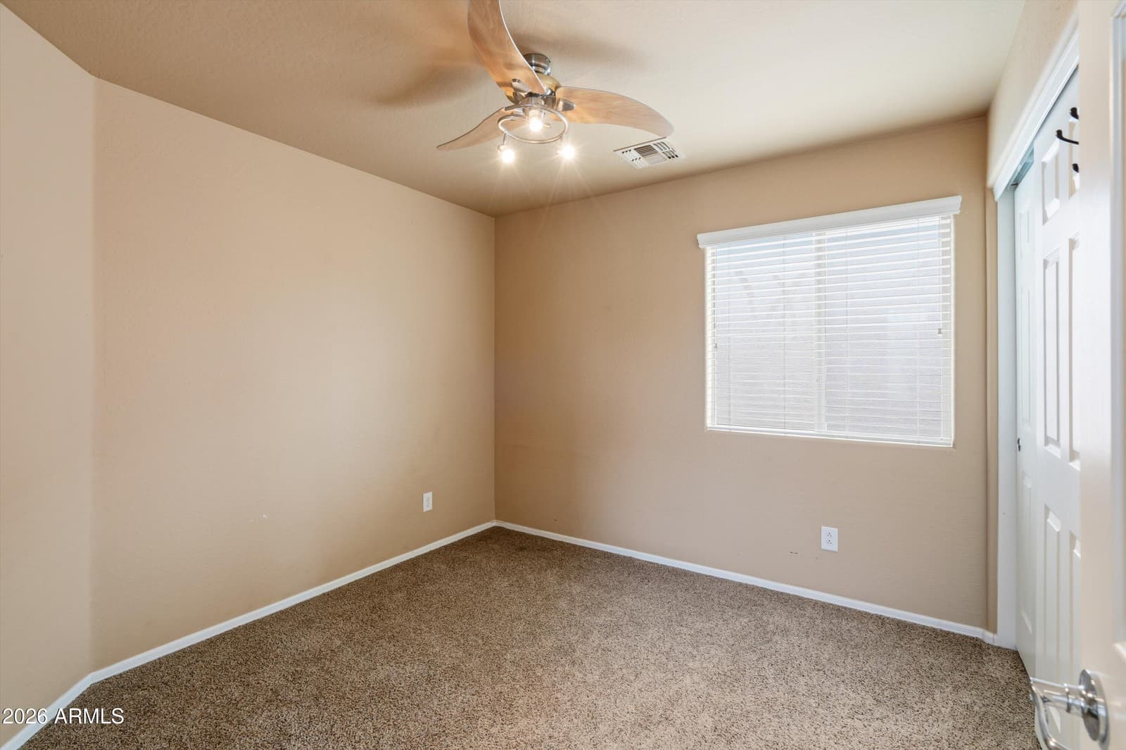 14131 W COUNTRY GABLES Drive, Surprise, AZ 85379 — photo 15 of 27
