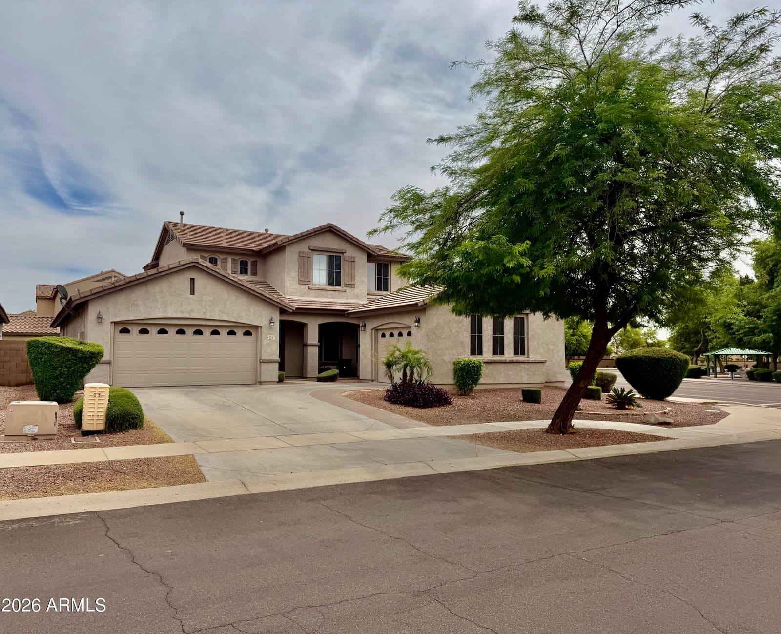 14037 N 153RD Drive, Surprise, AZ 85379 — photo 2 of 13