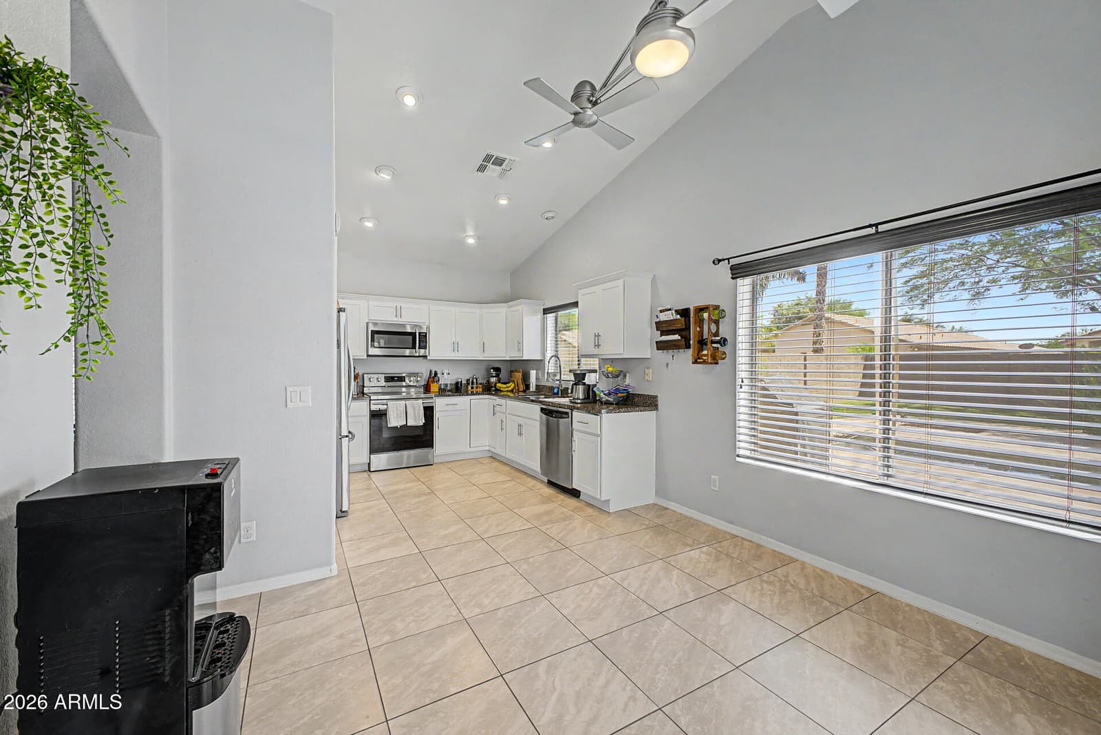 4049 W HACKAMORE Drive, Phoenix, AZ 85083 — photo 11 of 48