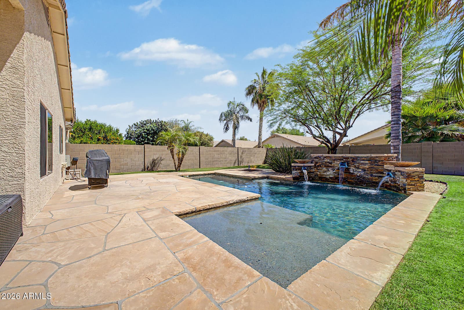 4049 W HACKAMORE Drive, Phoenix, AZ 85083 — photo 34 of 48