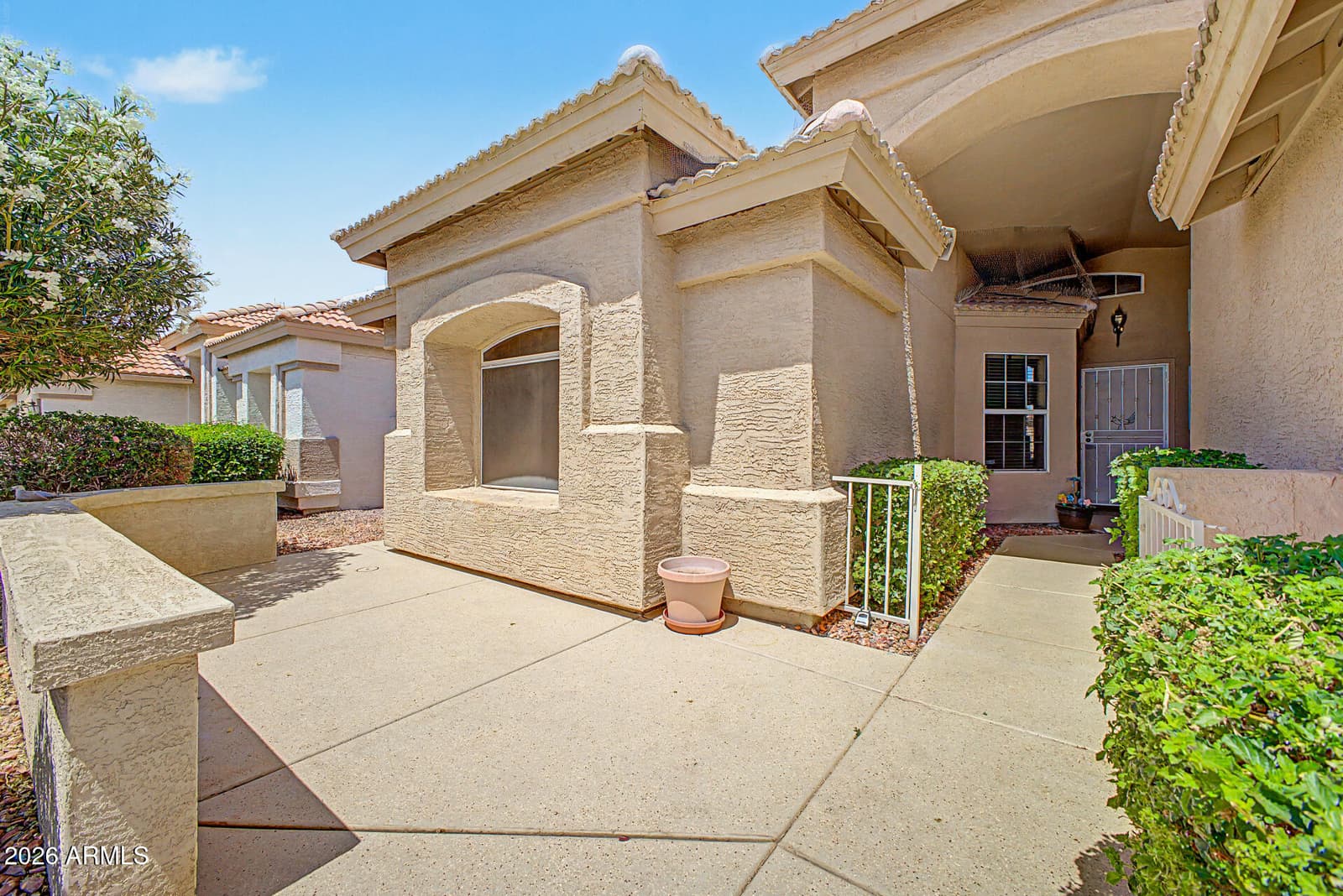 15362 W VERDE Lane, Goodyear, AZ 85395 — photo 2 of 32