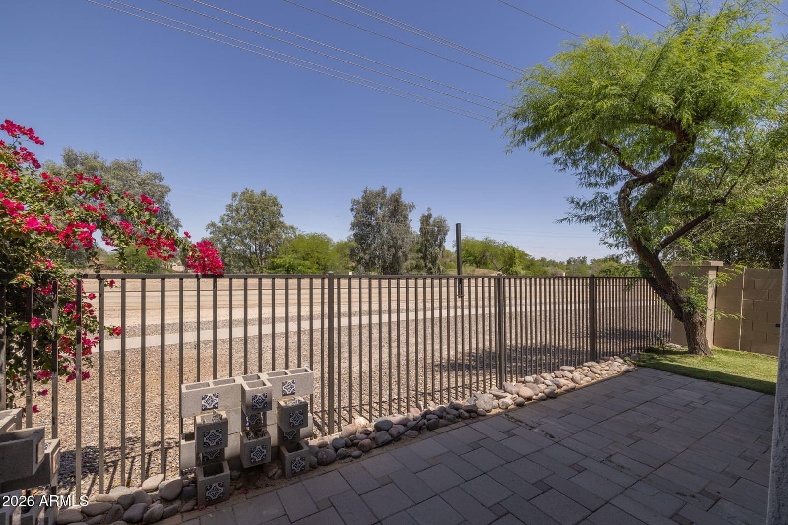 3064 E DUNBAR Drive, Phoenix, AZ 85042 — photo 28 of 38