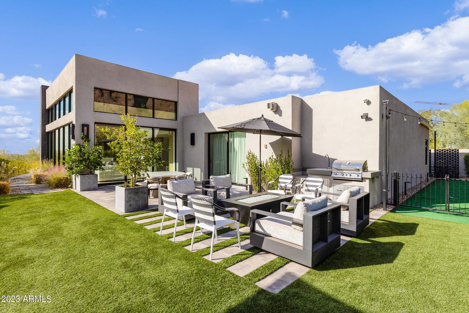 5841 N ECHO CANYON Circle, Phoenix, AZ 85018 — photo 1 of 101