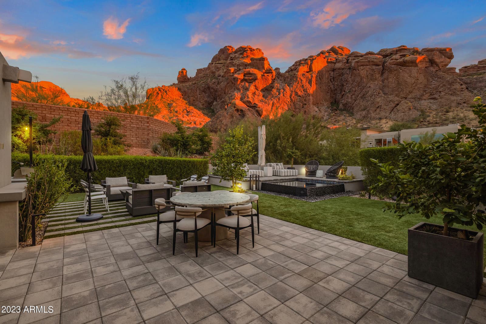 5841 N ECHO CANYON Circle, Phoenix, AZ 85018 — photo 4 of 101