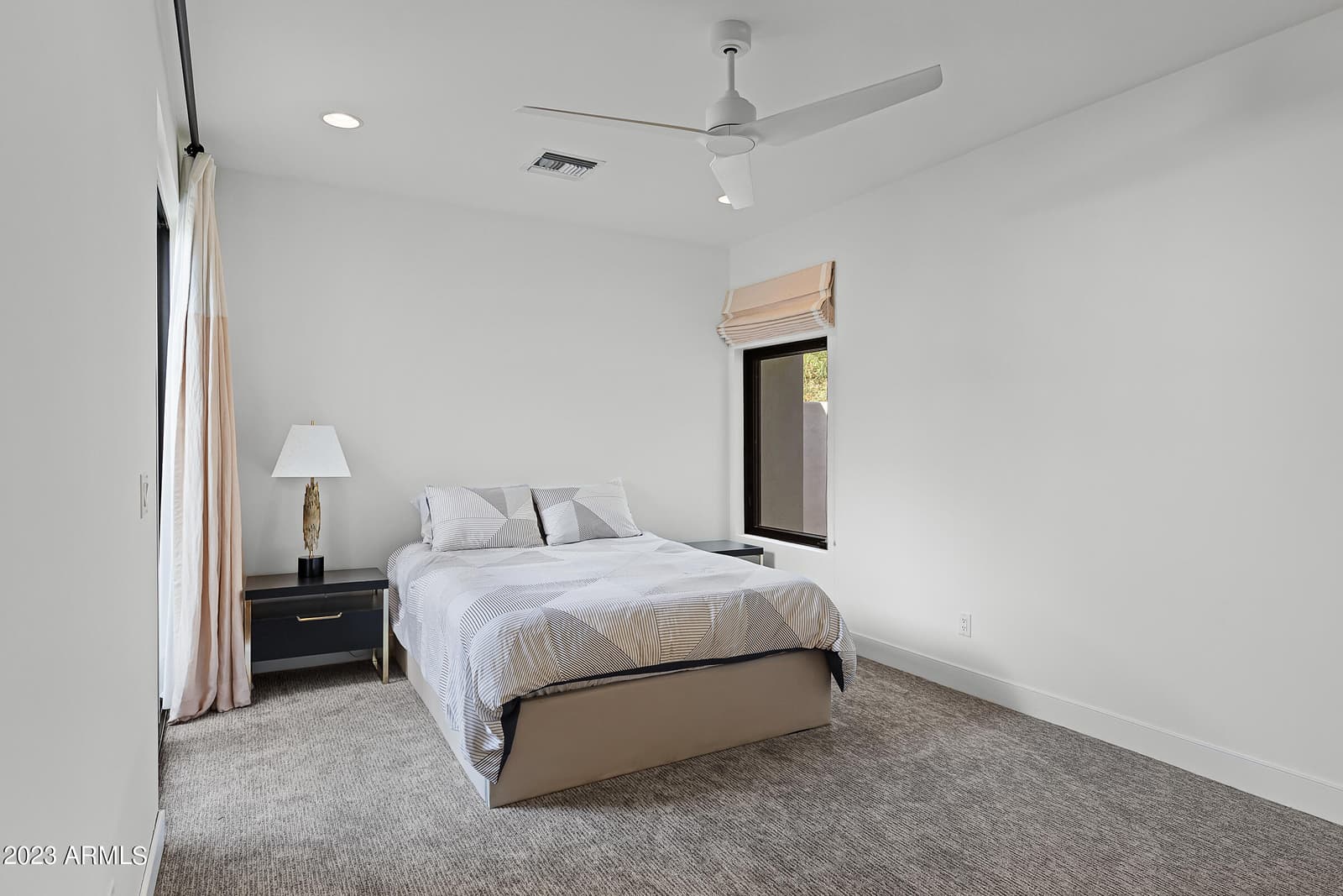 5841 N ECHO CANYON Circle, Phoenix, AZ 85018 — photo 40 of 101