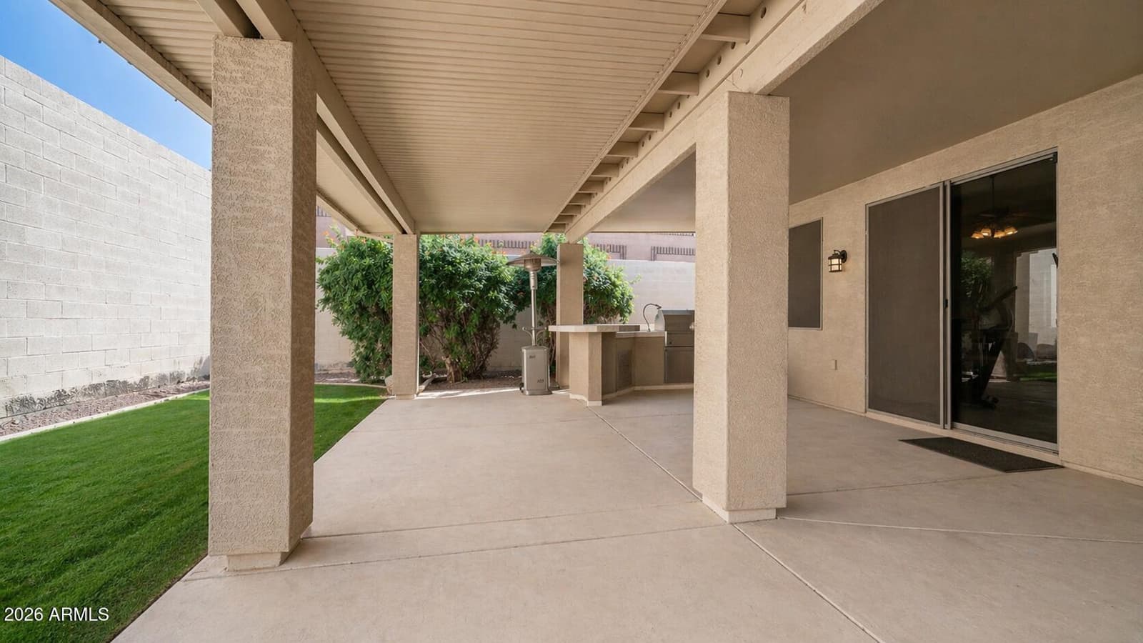 2002 W HAWKEN Way, Chandler, AZ 85286 — photo 8 of 39