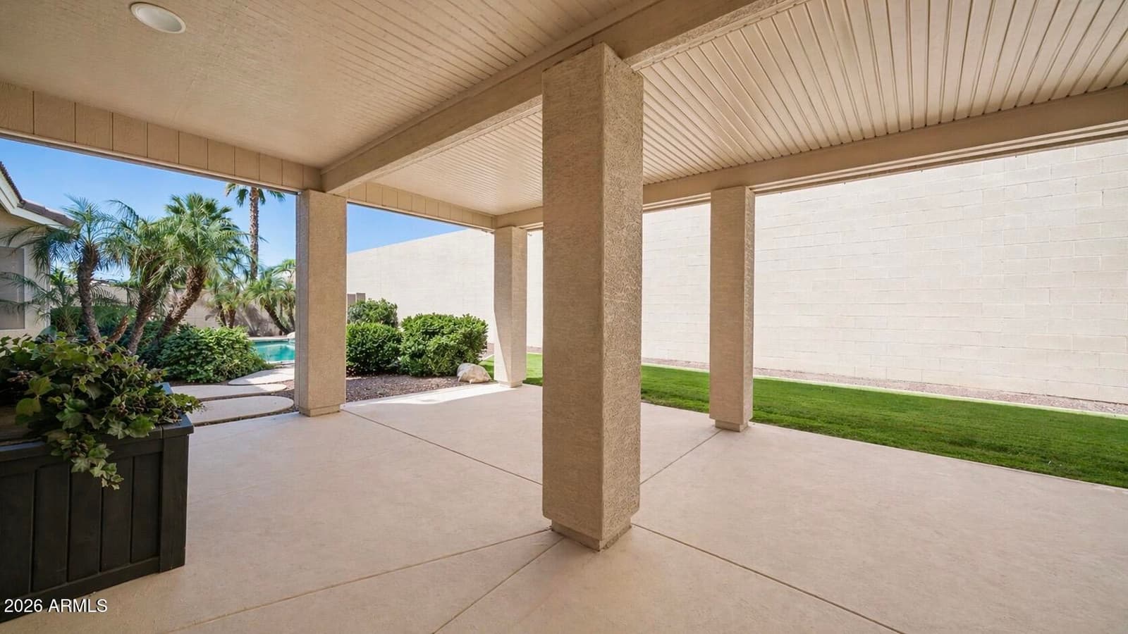 2002 W HAWKEN Way, Chandler, AZ 85286 — photo 6 of 39