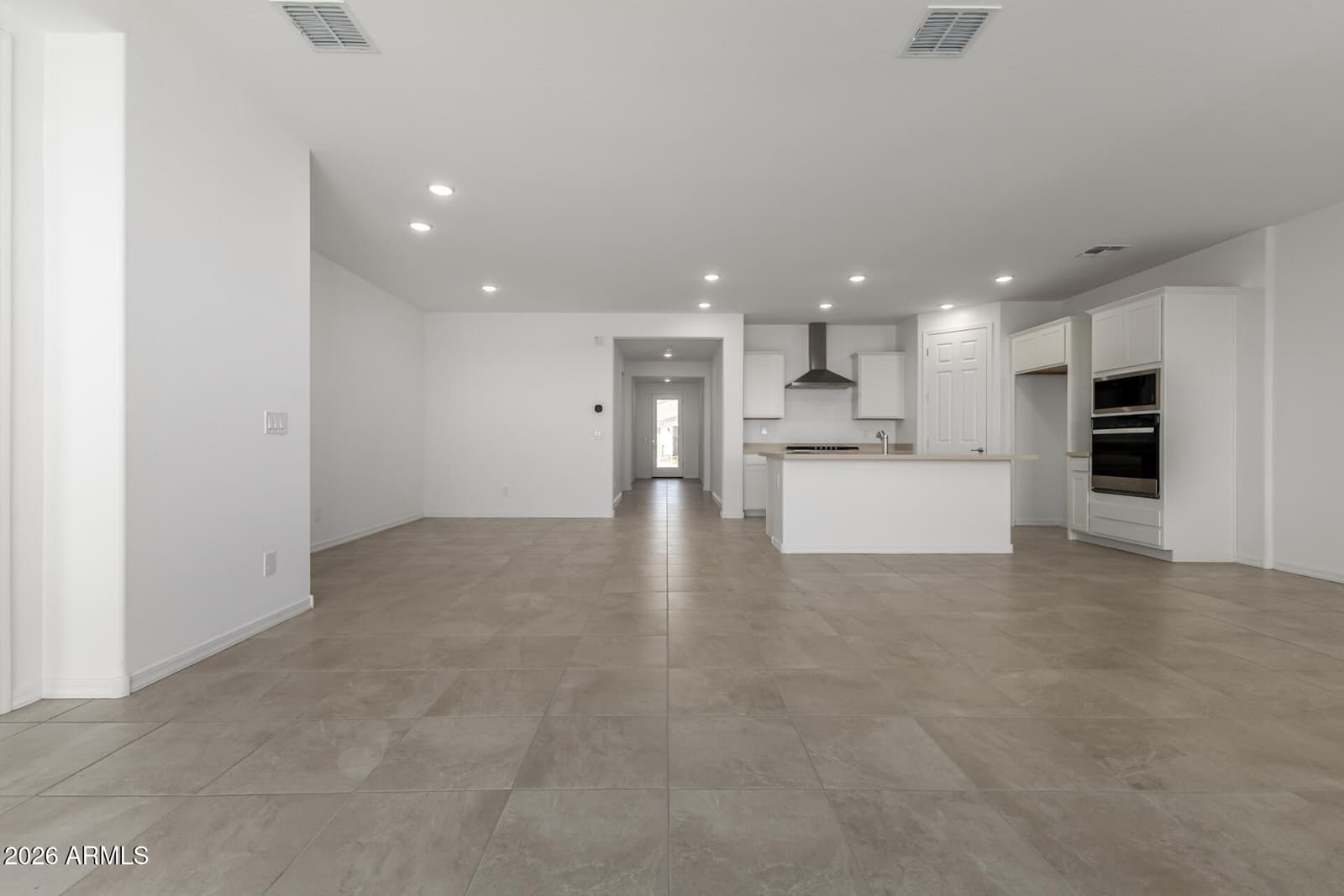 17269 W Saguaro Vista Drive, Surprise, AZ 85387 — photo 2 of 12