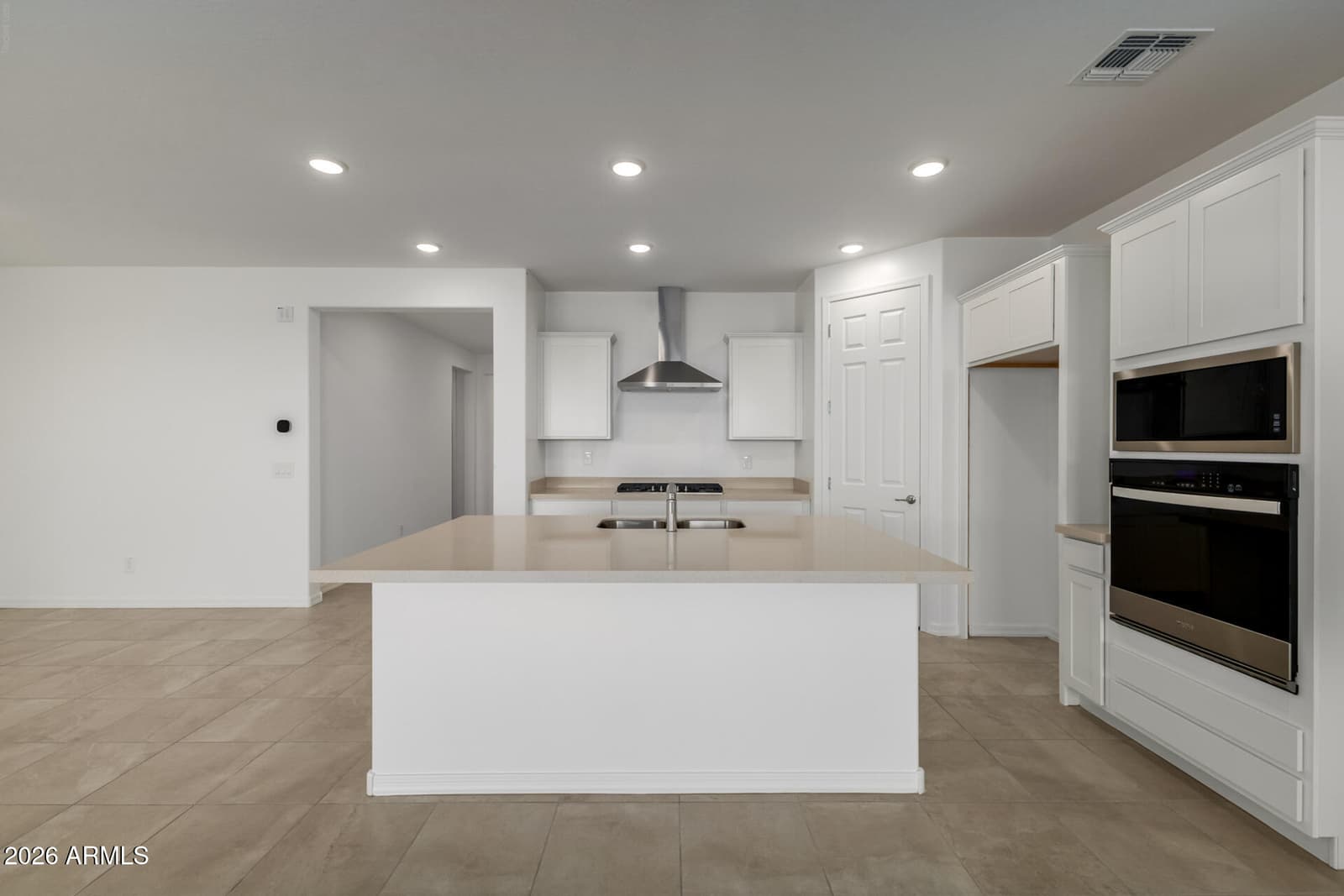 17269 W Saguaro Vista Drive, Surprise, AZ 85387 — photo 5 of 12