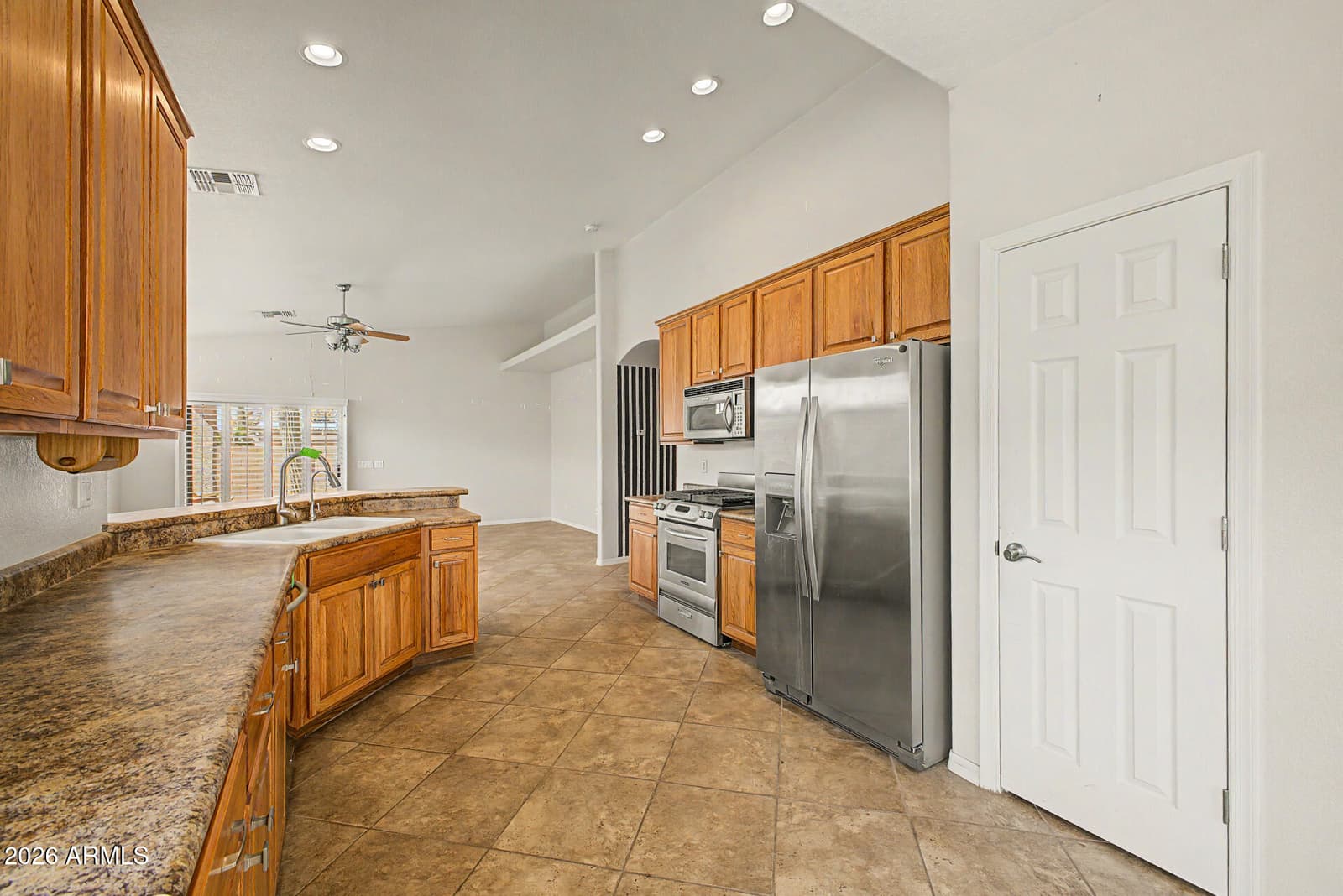 1852 E SYCAMORE Road, Casa Grande, AZ 85122 — photo 13 of 35