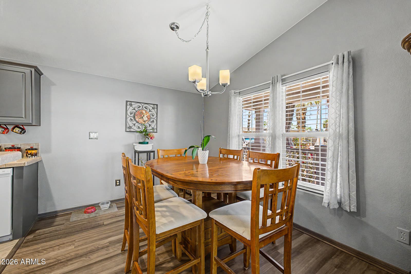 7300 N 51ST Avenue C49, Glendale, AZ 85301 — photo 9 of 47